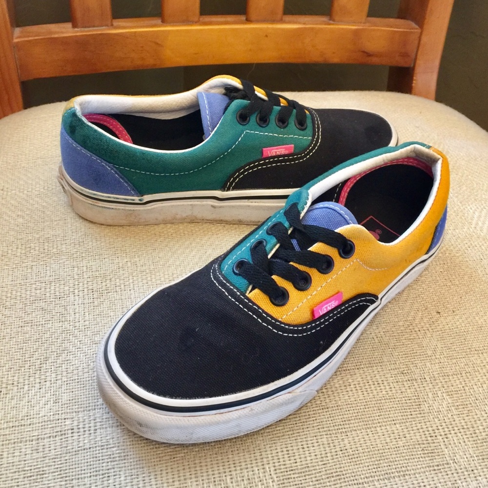 Vans Off the Wall Multicolor Canvas sneakers Sz 4